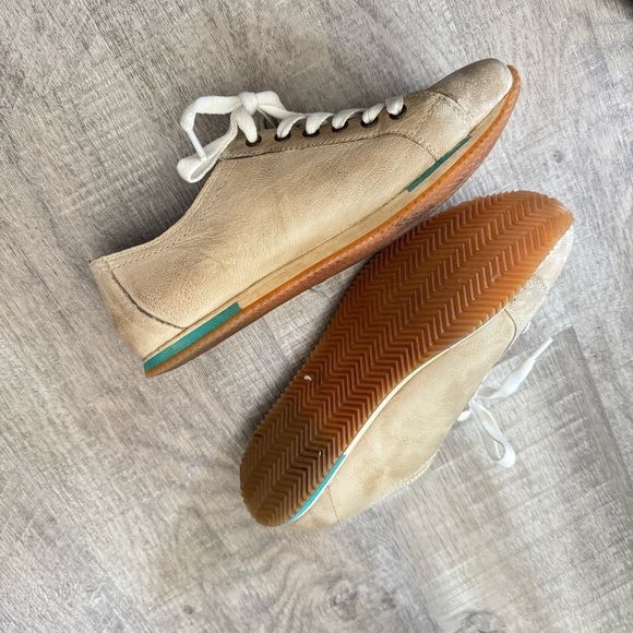 Roan Maudt Beige Leather Suede Teal Tennis Shoe Women’s Size 8 - Picture 3 of 13